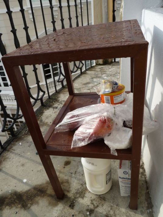 03 Naša chladnička na balkóne