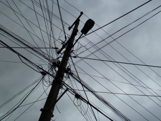 65 Bežný elektrický stĺp