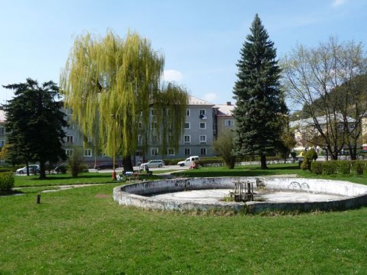 Popoludní v parku pri nemocnici...