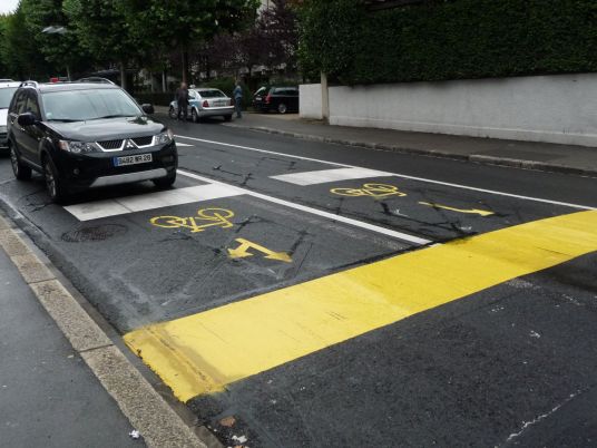 Predsunutá stop-čiara, Lausanne, Švajčiarsko